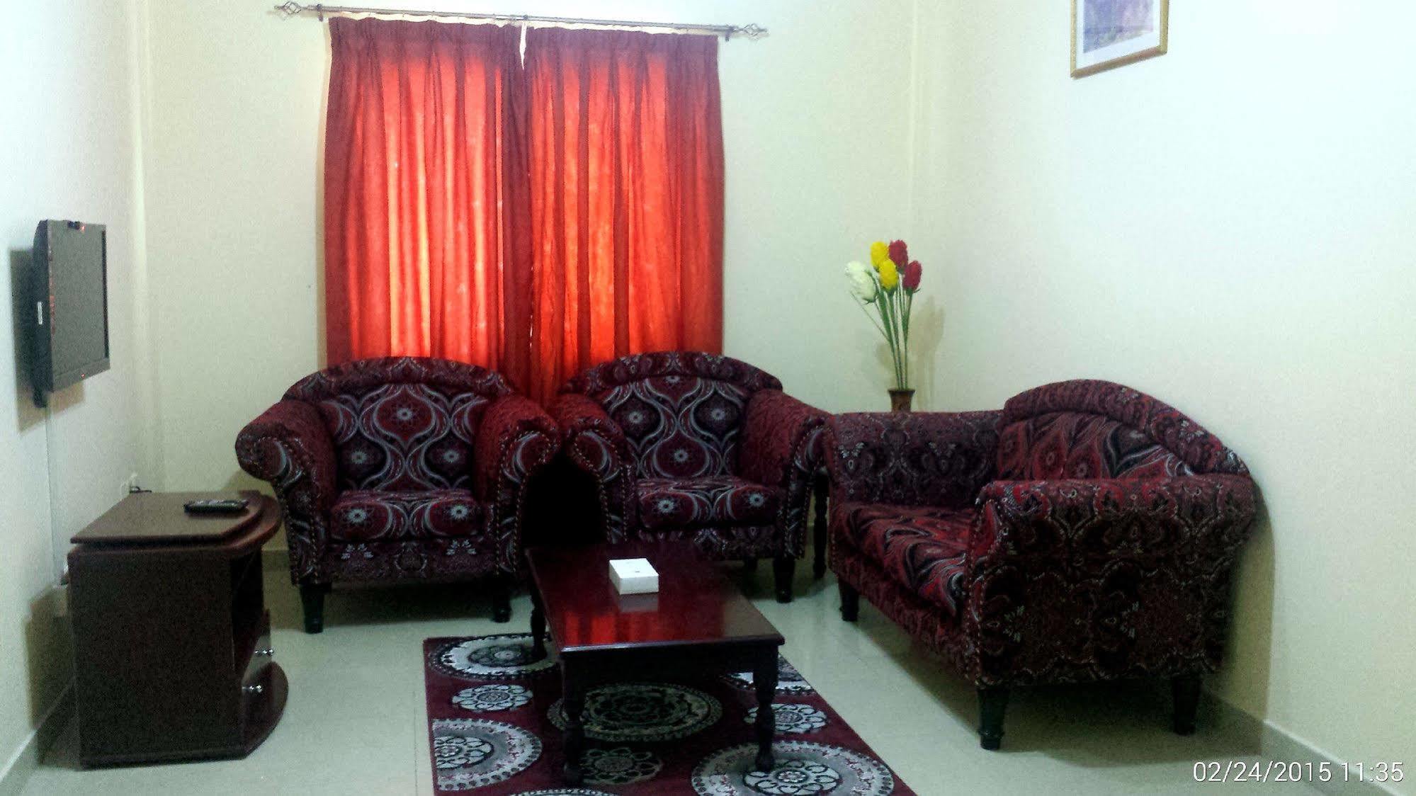 Al Reem Hotel Apartments Sharjah Exterior foto