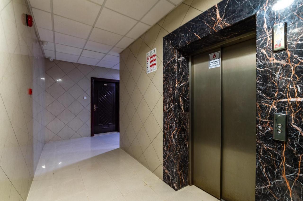 Al Reem Hotel Apartments Sharjah Exterior foto
